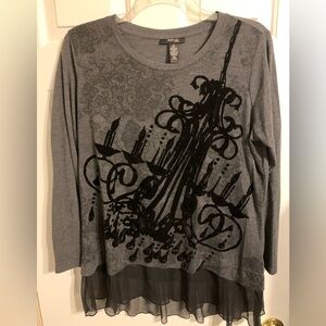 Chic Gray Top with Black Design